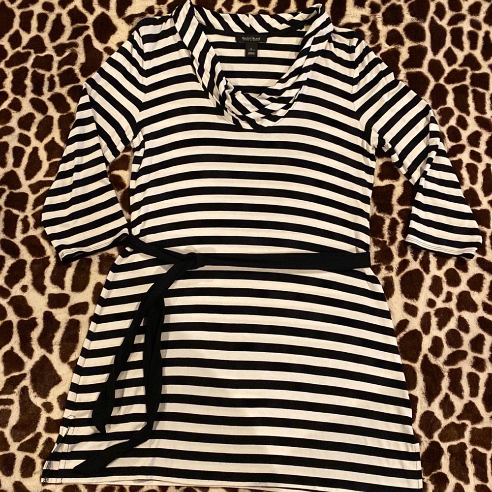 White House | Black Market 3/4 sleeve, size large. Excellent condition!